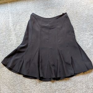 Gap pleated black skirt